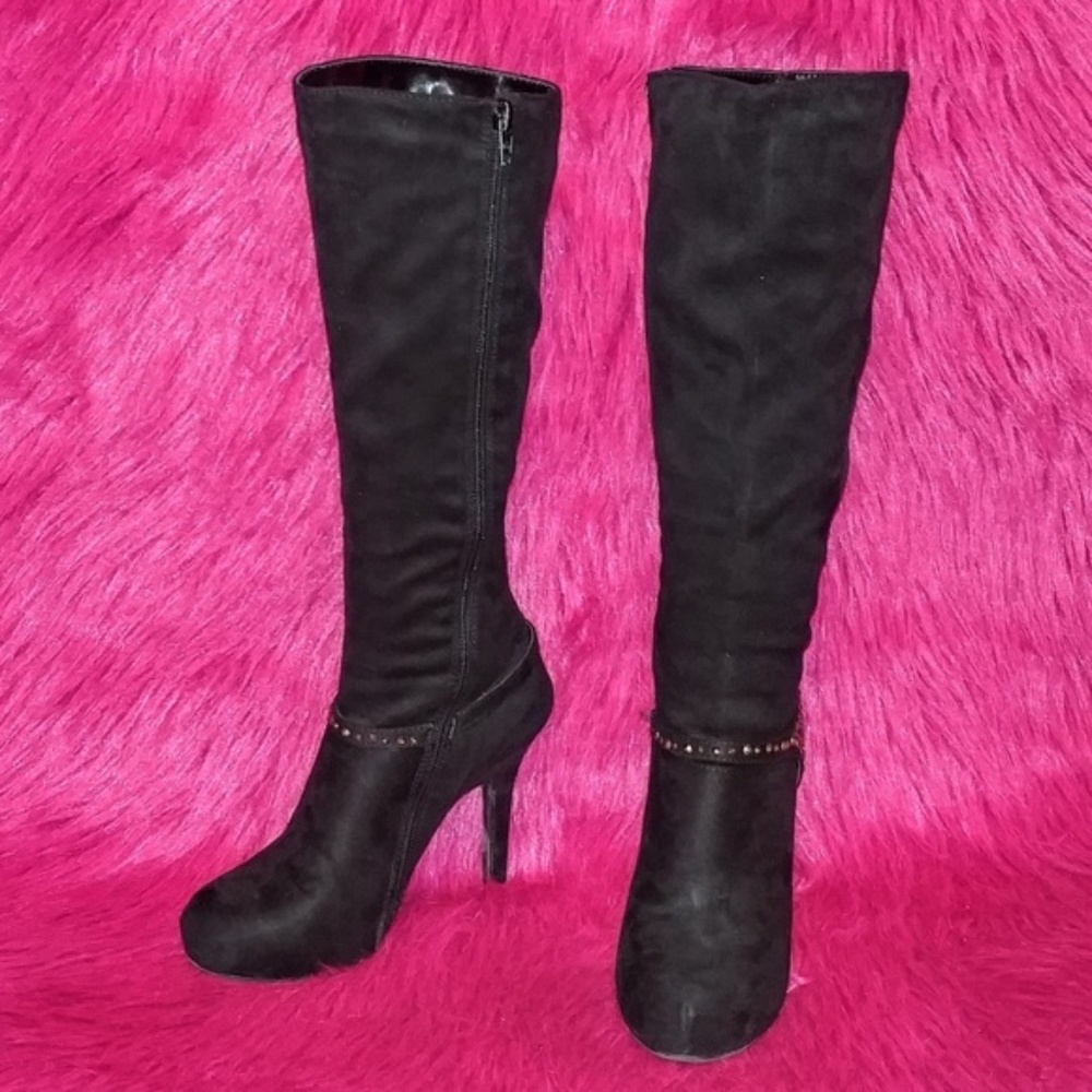 Knee High Heeled Boots